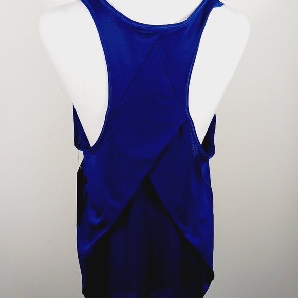 Lululemon NWT Lark/Deep Blue Essential Pleated Tank Size 10 *Tiny Flaw* - Photos - Picture 9 of 14